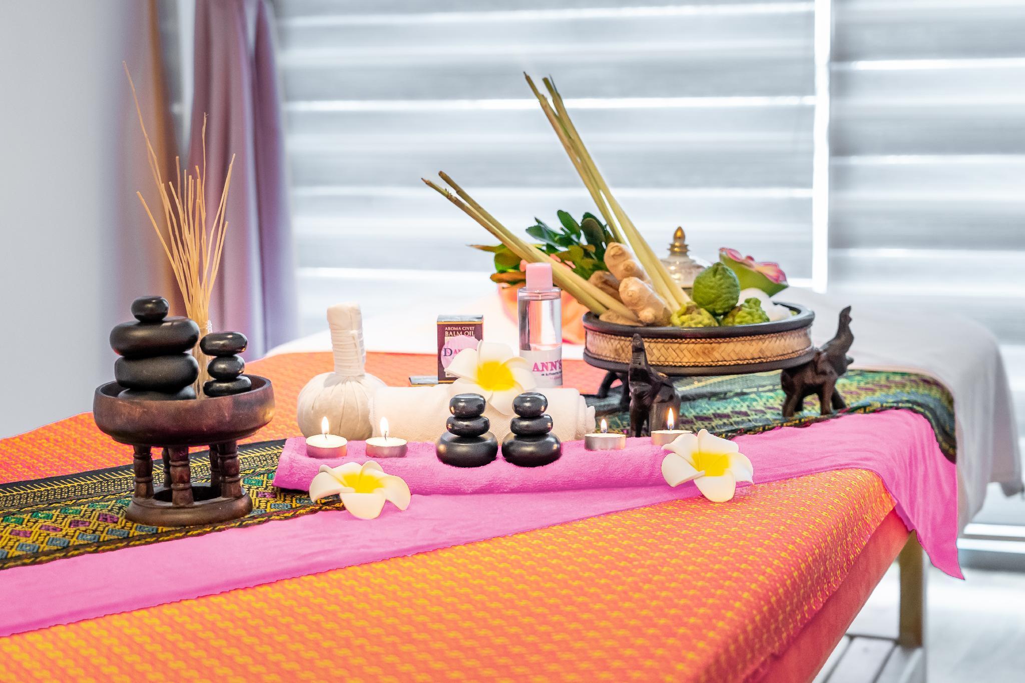 마제스틱 아르잔 바이 로타나 - 마나마 아파트 호텔 외부 사진 Thai massage equipment